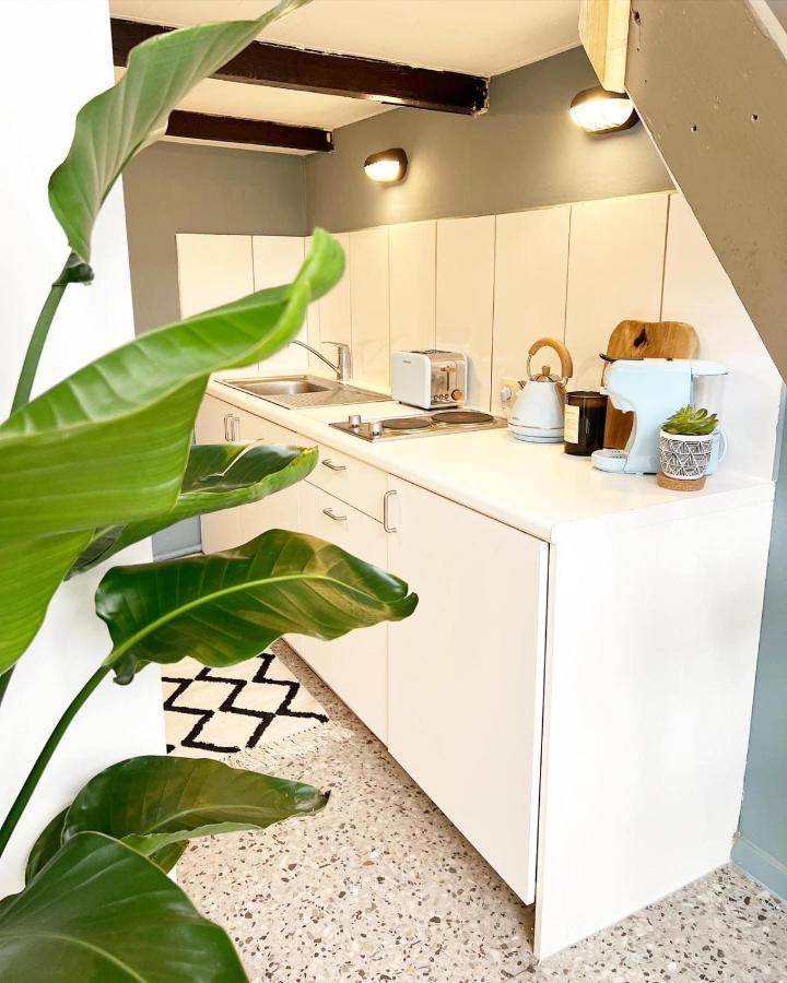 Antwerp Suites Bagian luar foto