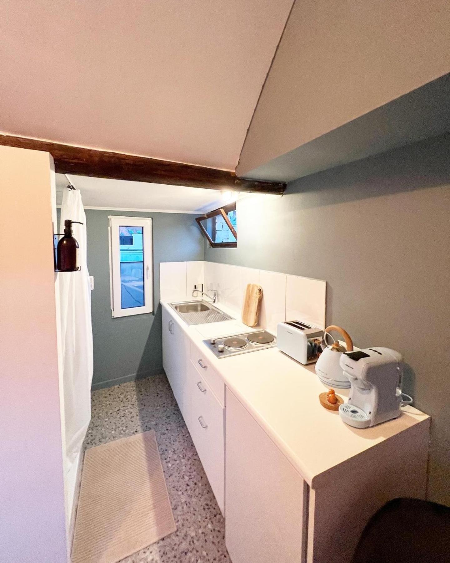 Antwerp Suites Bagian luar foto